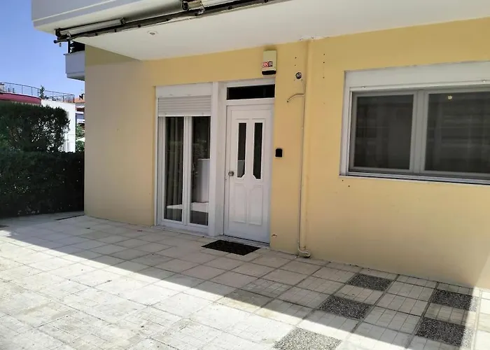 Savvas Luxury * Peraía