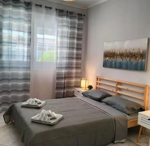 Savvas Luxury דירה
